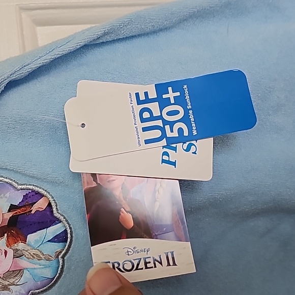 Disney Frozen II Swimsuit and Cover Up Kid Size 2T - Picture 10 of 10